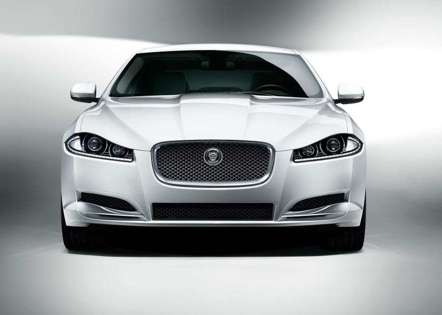  Jaguar XF 2011 года  (фото 76 из 79)